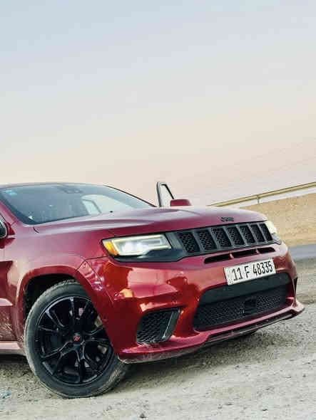 السلام عليكم 
جيب SRT اصل 2015
 
عليها طابوكه ٥.٧ وباقي التفرعات كلها SRT 

فول مواصفات للأخير فول 

بنوراما 

سقف روز رايز 

رادار امامي 

نقاط عمياء 

كشنات حضن كنتارة

تحكم ستيرن 

شفتات 

فجوج برمبو 

خمس وضعيات قيادة 

وبيها هواي مواصفات بعد 

عليها إضافات مرتبه 

شوته 

وكزوز صوته مرتب 

مكينه كير اكسل كفاله 

السياره بدون صبغ فقط دعامية فقط وبيها بارد بالباب وبارد بالجنطه 

نقصها صدر وفريز تبريد بلكات فيتبم كله جديد صار ٤ ايام من بدلتهن 

سيارة رقمها بغداد تحويل مباشر 

مكاني بغداد سعرها ٢١٥ وبيها مجال

اتصال ***********
واتس اب ***********
