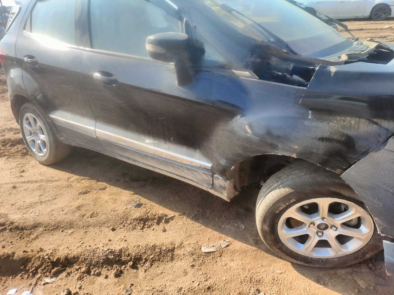 السلام عليكم
فورد إيكو سبورت موديل 2022 رقم بغداد سوت حادث ابيعها على حطتها   حادثها السابق باب وجاملغ جهة السايق مكانهه بغداد الدورة شارع الشرطة
شعر البيع  30ورقة 
***********
***********
