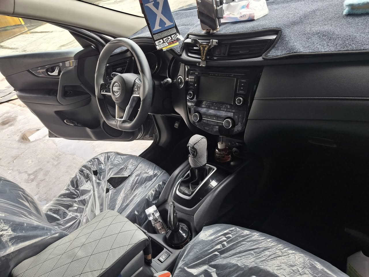 روج نيسان 2019
وارد امريكي فقط قطعه وحده بيه جاملغ امامي

تقريره موجود 

4سلندر الحجم الكبير

سياره ماشيه 66

رقم انبار الجديد انكليزي

بيه مواصفات هوايه ميحتاج اكتبه 

السعر 153
رقم المبايل ***********......***********
