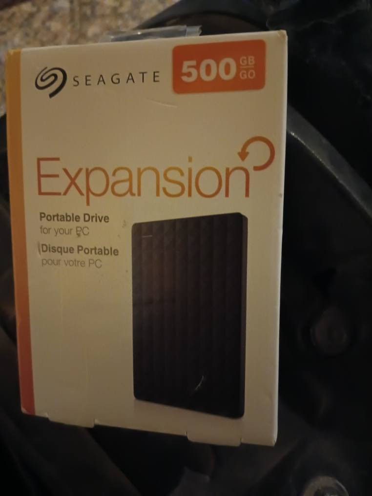 السلام عليكم هاردات خارجية للبيع الأحجام گدامكم بالصور اسعار مناسبة جوه السوگ للاستفسار اكثر الاتصال على الرقم *********** مكاني واسط قضاء بدره بدرا, واسط
