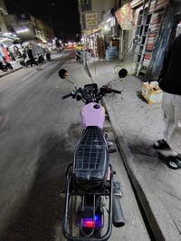 دراجه ايراني 5 كير للبيع الدراجه خير من الله برغي ممفتوح بيها كهربائيا...