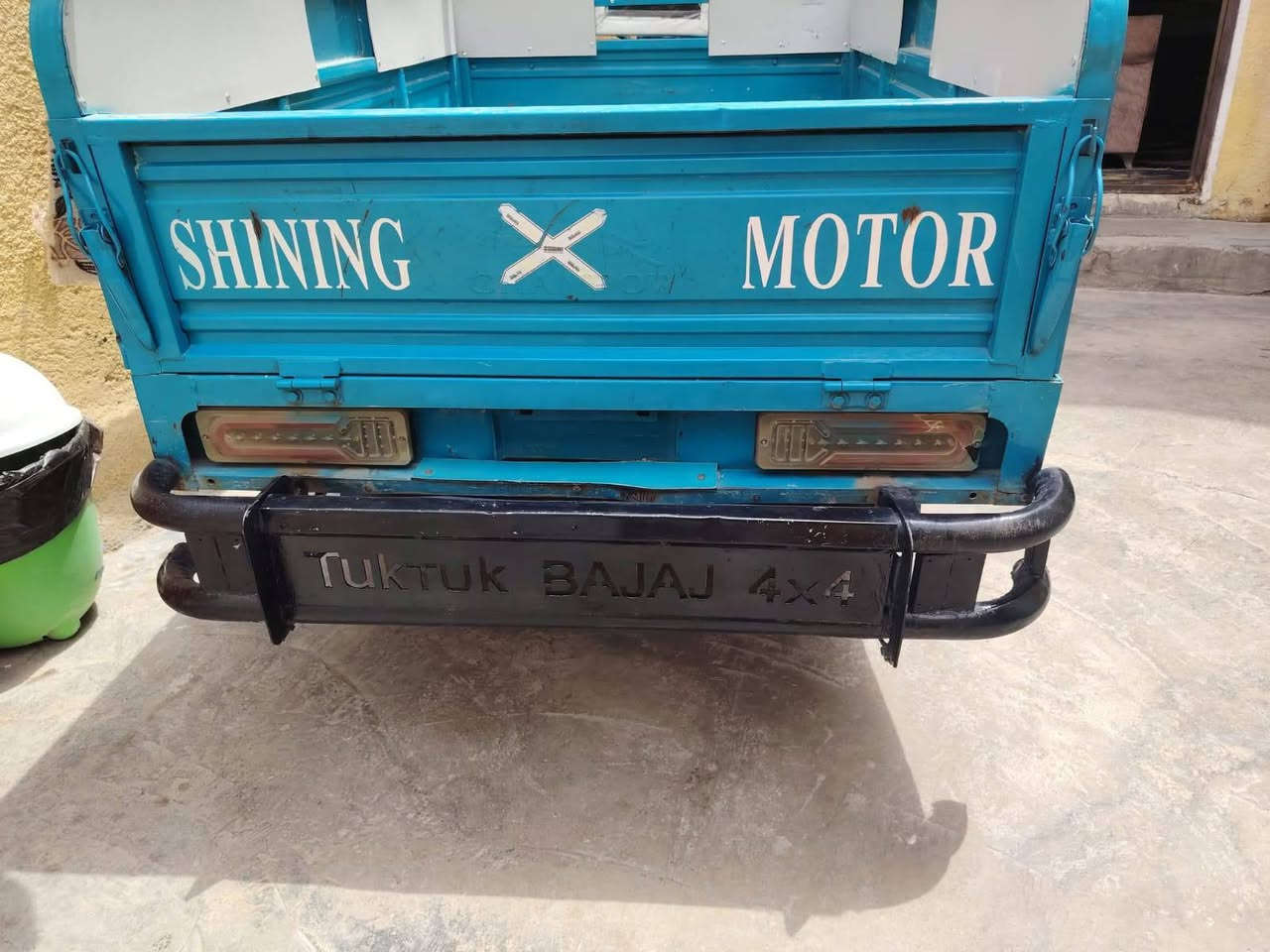 السلام عليكم ستوته للبيع موديل 20 شهر 11 مقفوله كفاله عامه اي نقص ما بيها رقم سنويهل تحويل ثاني يوم اداء تريد ستوته مقفوله مكان كربلاء ***********
