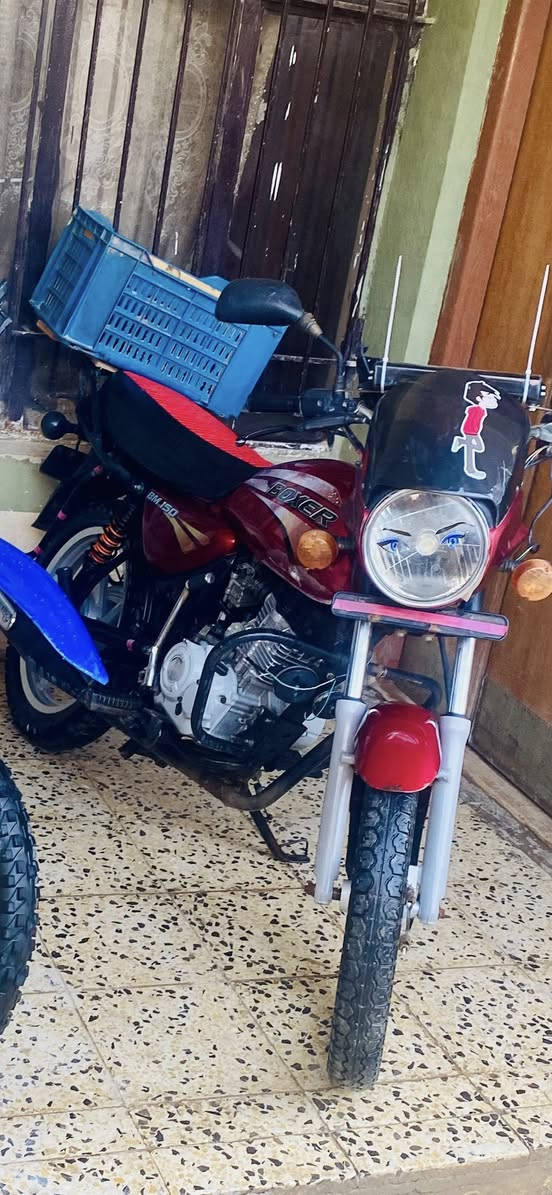 السلام عليكم بوكسر مرقم 2018السعر واحد و 100مكاني بعقوبه الرحمه للستفسار ***********
