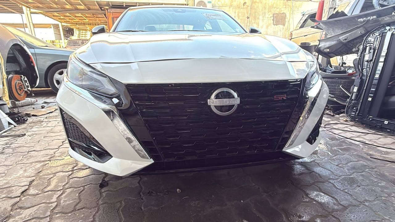 نيسان التيما SR 2024
السعر 120$ ورقه 
مكان السيارة الإمارات 
مواصفات ال SR 
محرك 2.5L 
سحب أمامي
للإستفسار 
*********** إتصال أو واتساب
