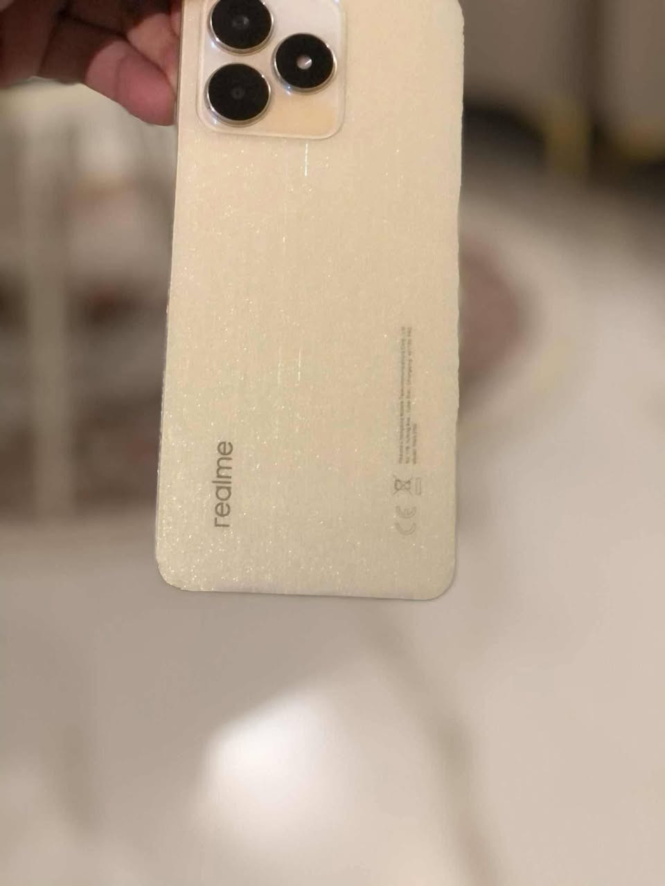 للمراوس بأيفون فقط ريلمي c53 ذاكرته 128 جهاز بلادي كامل كلشي ويا كارتون شاحنه مابي اي عيب ولا واصل مصلح ما يعلك ولا يحمه رقمي***********
