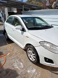 شيري فلاوين موديل 2013مكينة وكير وحدادة تمام السعر 25 للاستفسار 077454...