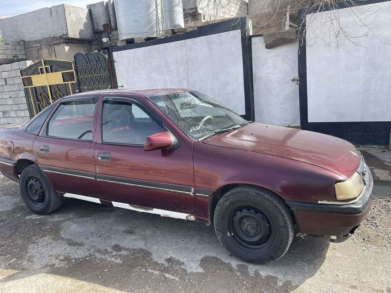 فكترا موديل ٩٢ حجم ٢٠ رقم كركوك مشروع وطني سنويه جديده رقم جديده بطاقة بانزين بيها صبغ عام للبيع السعر او مراوس حسب القناعه السعر ٣٤ مكان السياره كركوك غير متواجد عل فيس اتصل على الرقم ***********
