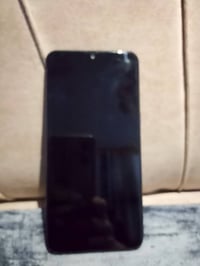 موبايل A10sللبيع الجهاز نضيف مستخدم السعر 60 وبي مجال رقمي 07780667099