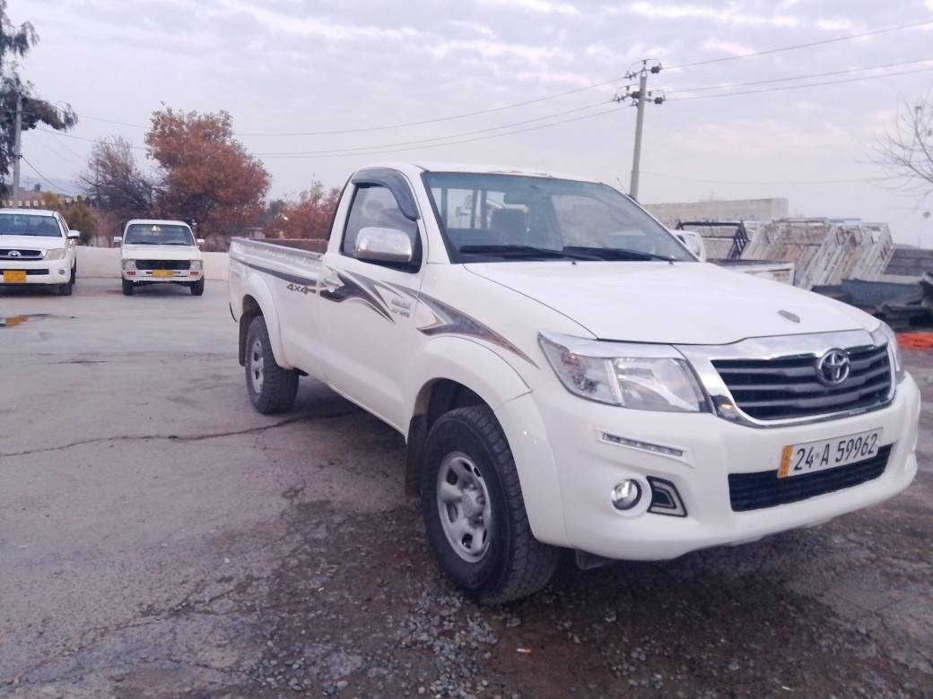 مەرزیە ٢٠١٤بێ سبوغ سەنەوی نوێیە گیرومکینە بە شەرت کەمیک تەزرەی هەیە تایە و ناوە بۆدی و تاقم پیشی تازەیە هەزەی نویە  سحری گونجاوە شوین تەق تەق 188$
***********
*********** أربيل, العراق
