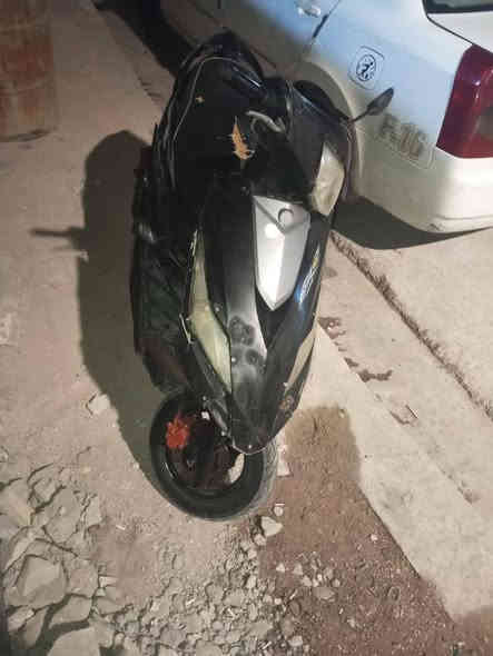 سلام عليكم دراجه ناريه نوع سايم محرك فول سعر 300 الف مكاني رمادي رقم تليفون ***********
