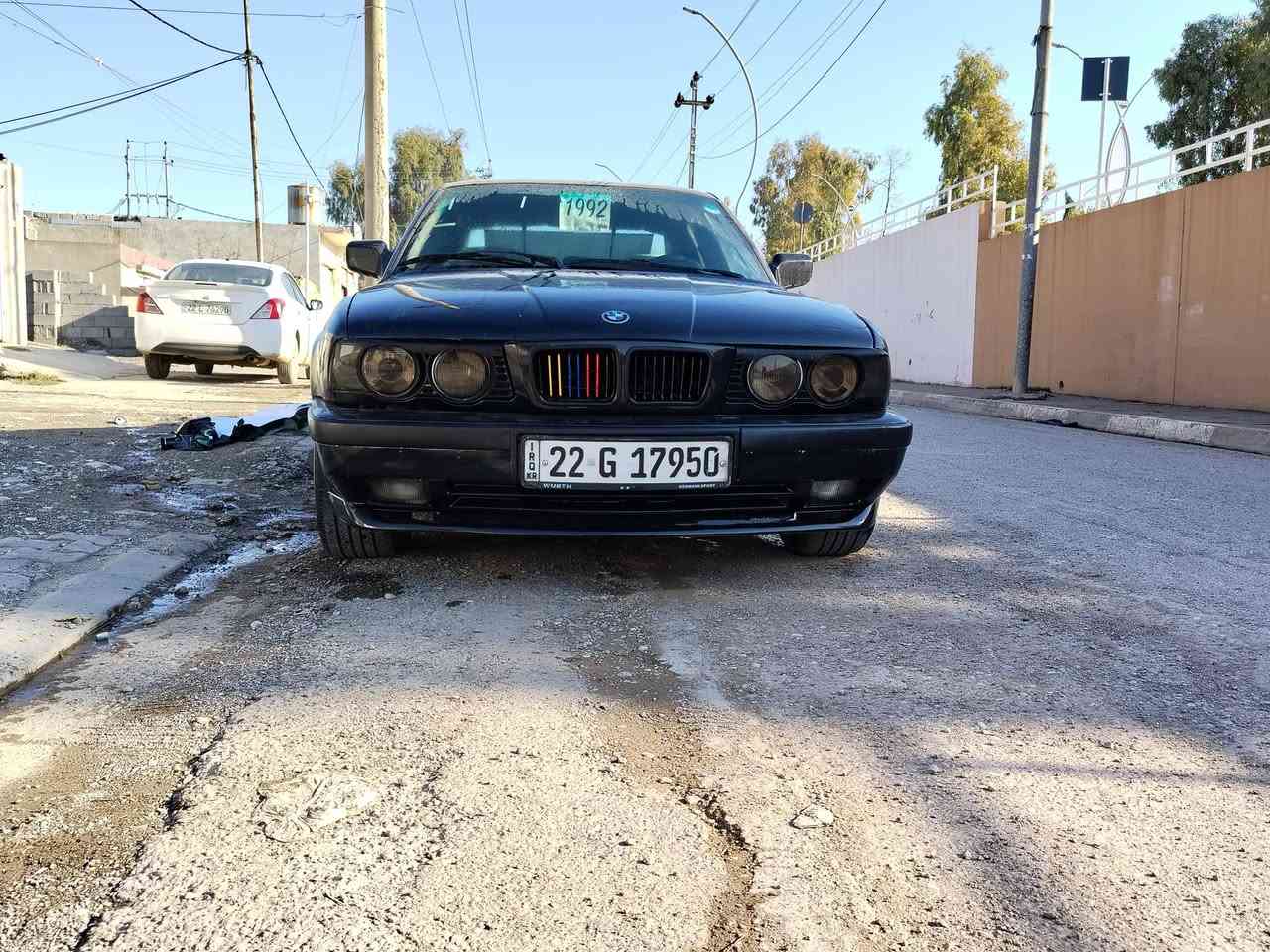 بي ام للبيع 525بلاد أوتوماتيك بلاد كير اوتماتيك موديل ٩٢ سعر ٤٨ وبي مجال مكاني بين اربيل وكركوك رقم موبايل *********** مسكر
