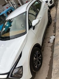 السلام سيارة سبورتج موديل 2023 ماشيه 17الف سيارة نص فوول جديدة بمعنى ا...