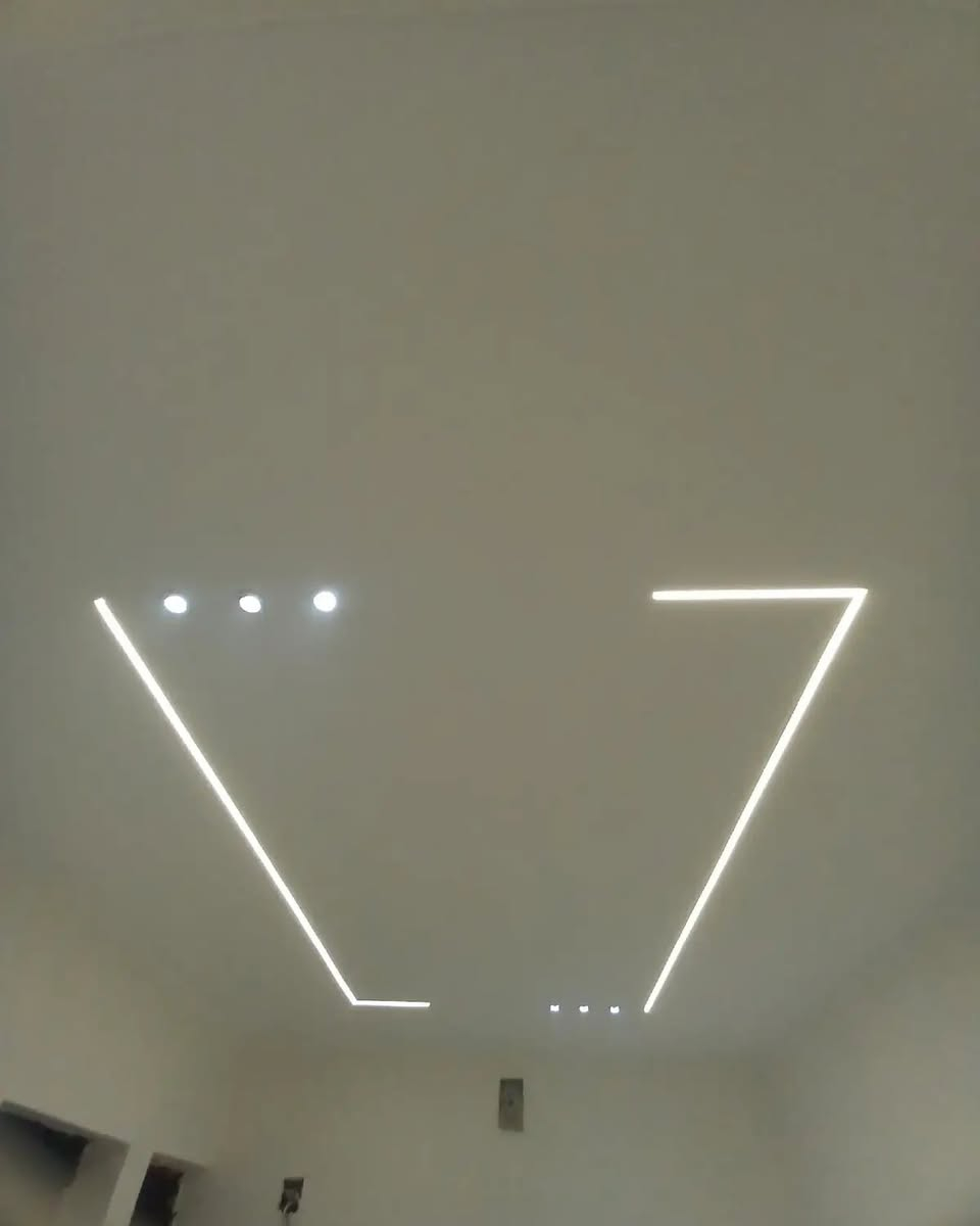 ⚡ تريد تأسيس كهرباء في كربلاء وبشغل مضمون وجودة عالية؟ ⚡
إذا تريد:
✅ توزيع إنارة صحيح ومدروس
✅ توزيع أحمال متوازن وآمن
✅ اختيار جوزات حماية مناسبة لكل خط
✅ تنفيذ بورد حماية كاملة للبيت
✅ شغل حسب مخطط كهربائي واضح يشمل الإنارة، الأبلك سويج، السبالت، الستلايت المركزي، الإنترنت، الكاميرات، الإنتر كام
✅ تنفيذ لد بروفايل بالصّب بطريقة دقيقة حتى يطلع مرتب بعد التشطيب
فأنت بمكانك الصحيح 👌
🔧 نشتغل بأصول مهنية وحسب المخطط حتى نضمن أمان بيتك واستقرار الكهرباء بدون مشاكل مستقبلية.
🔌 البخيت للأنظمة الذكية والتأسيسات الكهربائية
✍️ المهندس مرتضى
📞 ***********
📞 ***********
