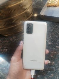 اي ٣٠ • موبايل • للبيع