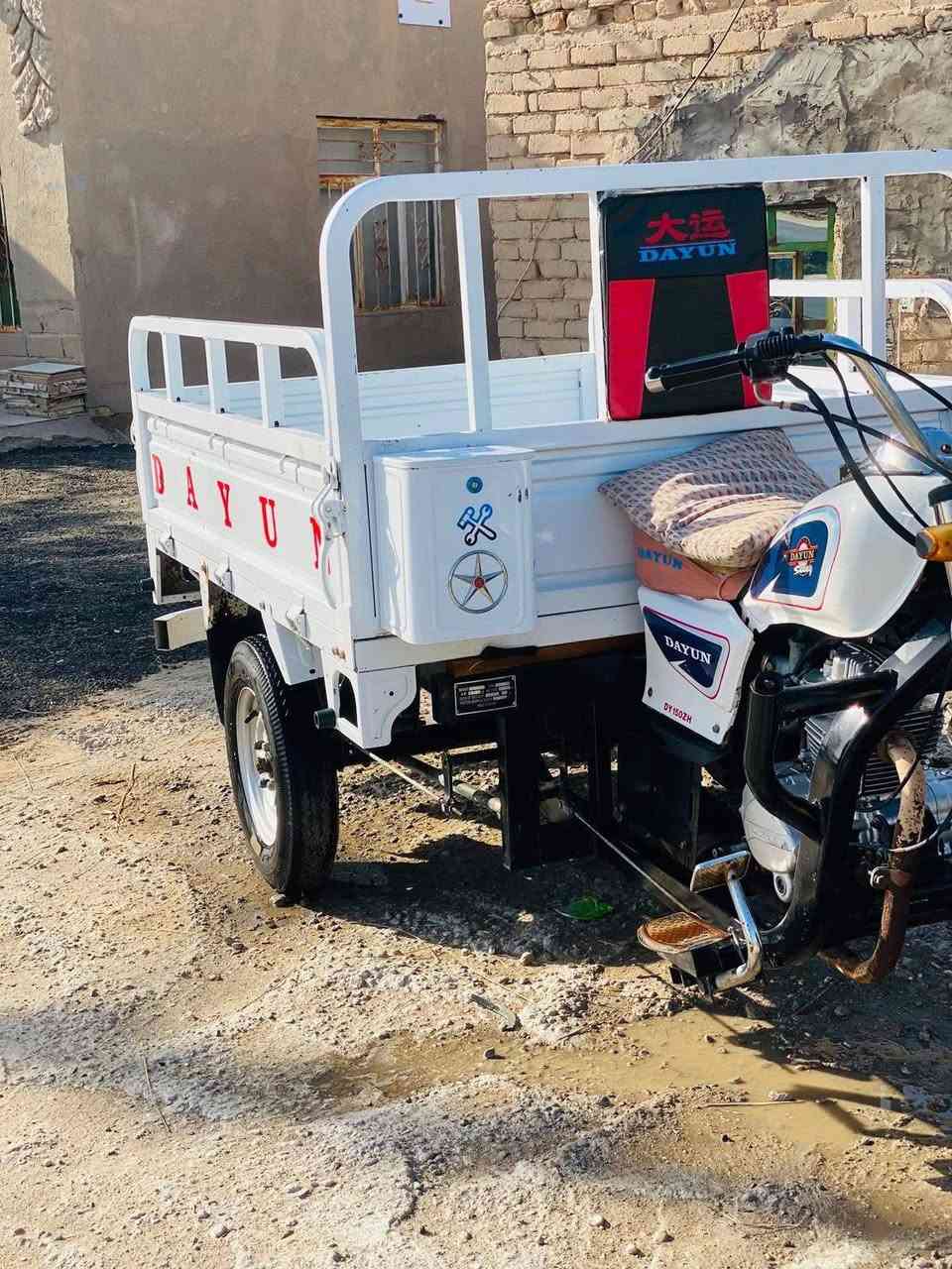 السلام عليكم متااح  للبيع
مديل 23طالعه بل24 ستوته نضيفه وخير منالله 
سعر 2و500وبيهاا مجال رجااءا المووشراي  لا يتعبني 
مكاني كرمه بني سعيد ***********
