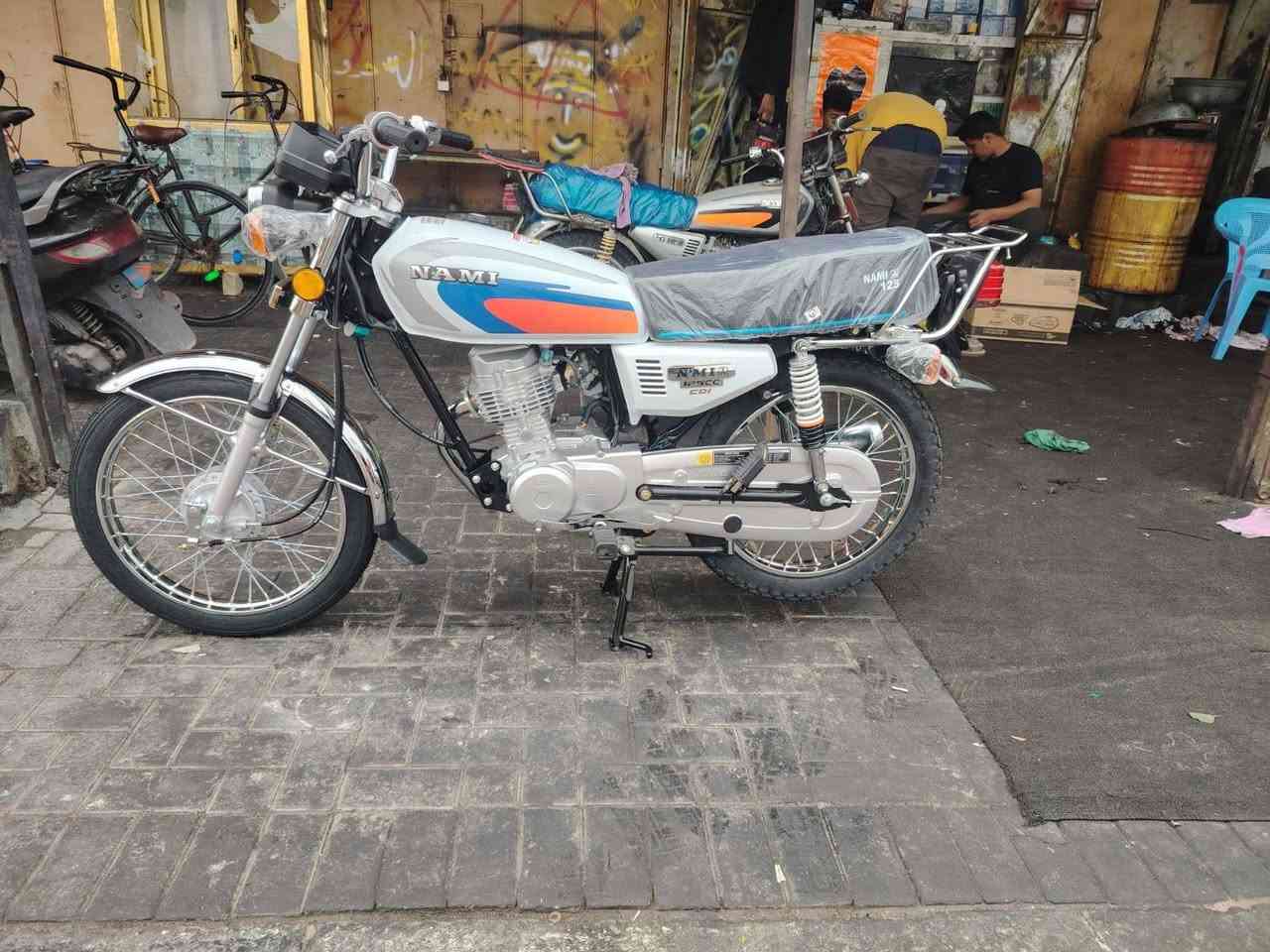 رقم وسنويه باسمي
موديل 18
تعمير 26
***********
موقعي زبير الزبير, البصرة
