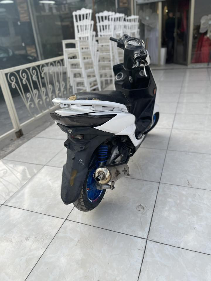 سلام عليكم
سكنس لد للبيع
بيها مازده وبكلايت ووياله وصالنصه
مكاني بغداد قاهره 
***********
