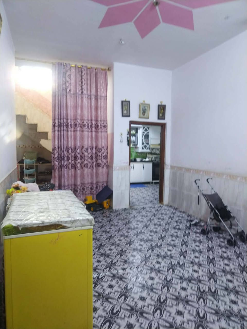 بيت للبيع في حي الملتقى ٤٠٠ متر
طابو زراعي السعر 85 مليون 
***********
