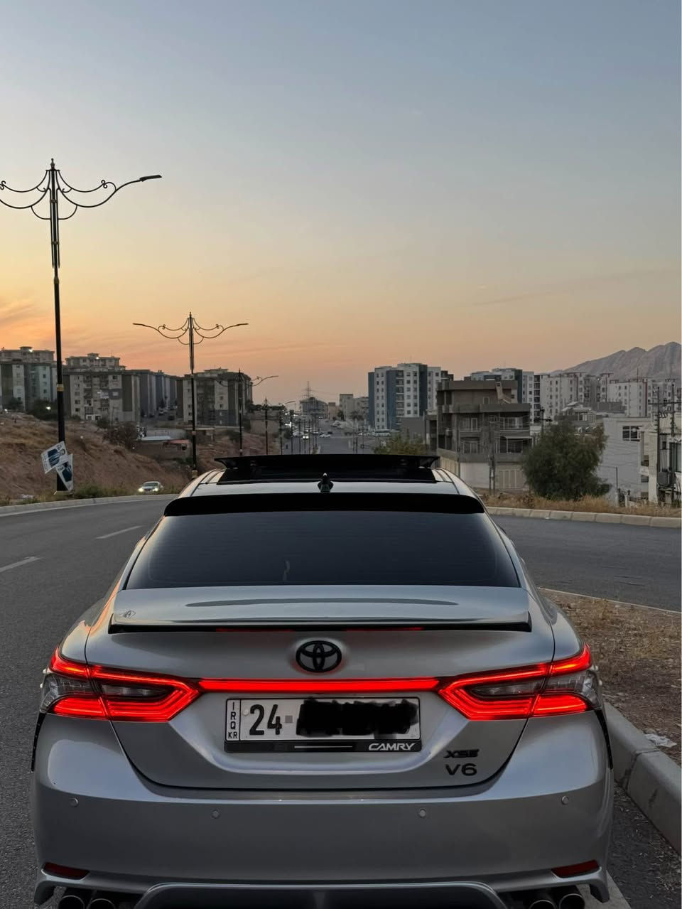 كامري ٢٠٢٢ فول فول بي ايرباك بي داخلي دعما وي خفيفه بوند صبغ جملغ تبديل بانوراما داتاشو شاشه و سماعه jbl ٥ كاميره كوشن تبريد هيته ر جلد فه تل حه ساس و رادار كيرو محرك افلون ٦بستن بشه رتن ٥٠ هزارا جوي رقم سنوي جديد سعر ٢٢٣ و مجال رقم تلفون *********** تبديل ژي هه يه دهوك, العراق
