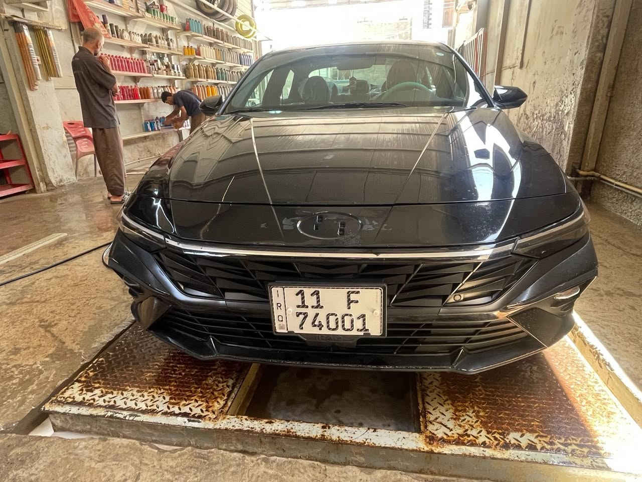 السلام عليكم
النترا ٢٠٢٥ هايبرد ١٥٠٠ السياره صارلهة شهر من مرقمه باسمي كلين حادثهة فقط دعاميه ماشيه ١٤ الف ميل فول مواصفات
فتحه سقف
رادارات جانبيه 
كشنات تدفئه تبريد 
كشنات جلد 
شحن لاسلكي 
تحكمات 
مداخل تابسي
كشن خزن
تشغيل عن بعد
مانع تصادم
٣ انظمه قياده سمارت وايكو واسبورت
شاشه كبيره
وبعد بيهة هواي مواصفات السياره بعدهة جديده بكل معنى الكلمه
السعر ١٨٥ وبيهة مجال
***********
