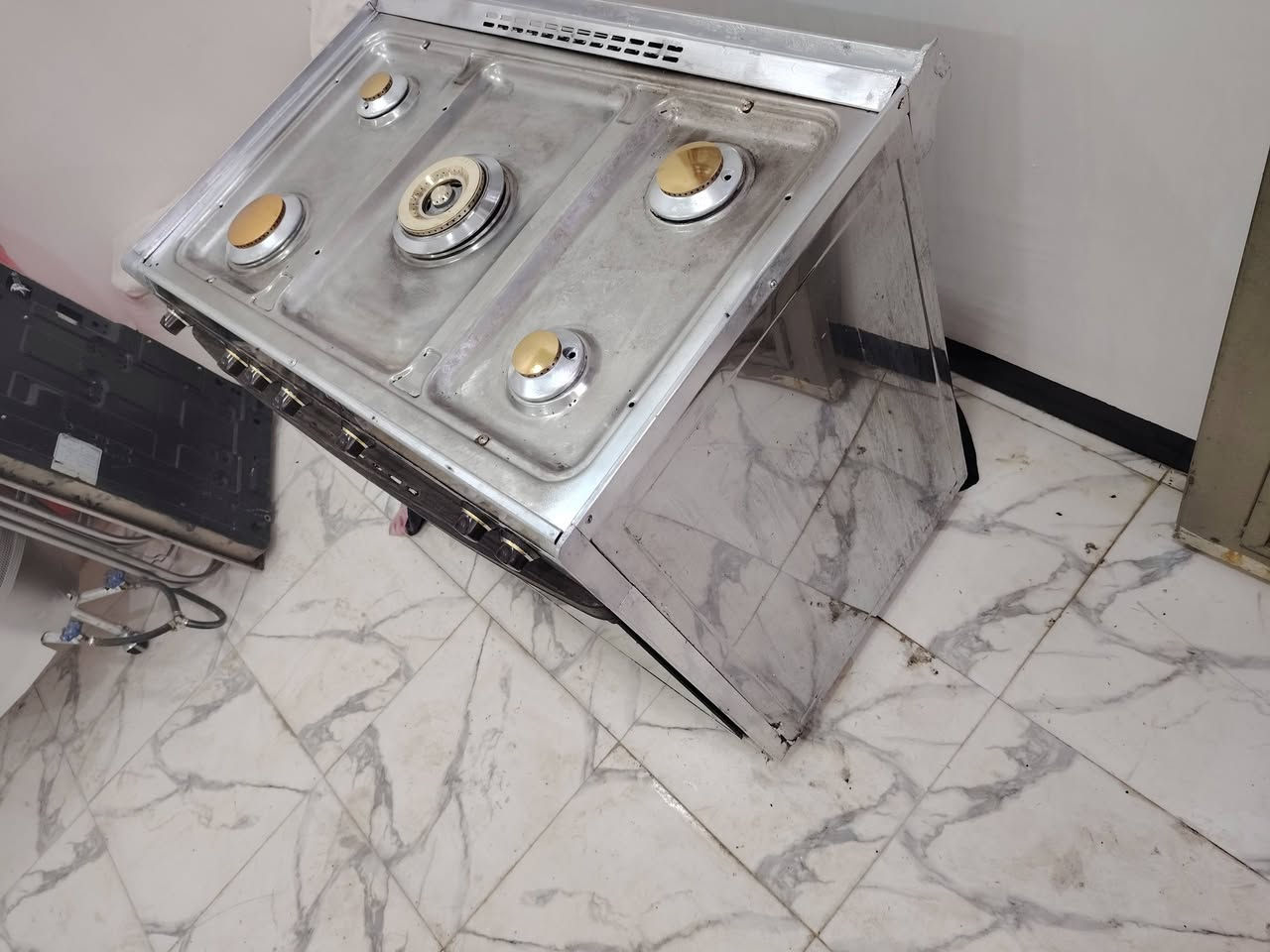 سلام عليكم طباخ كريازي  باب اول لبيع سعر خاص


**إذا كنت صاحب هذا الإعلان وتريد حذفه لأي سبب، رجاءا أرسل رسالة إلى الدعم الفني**