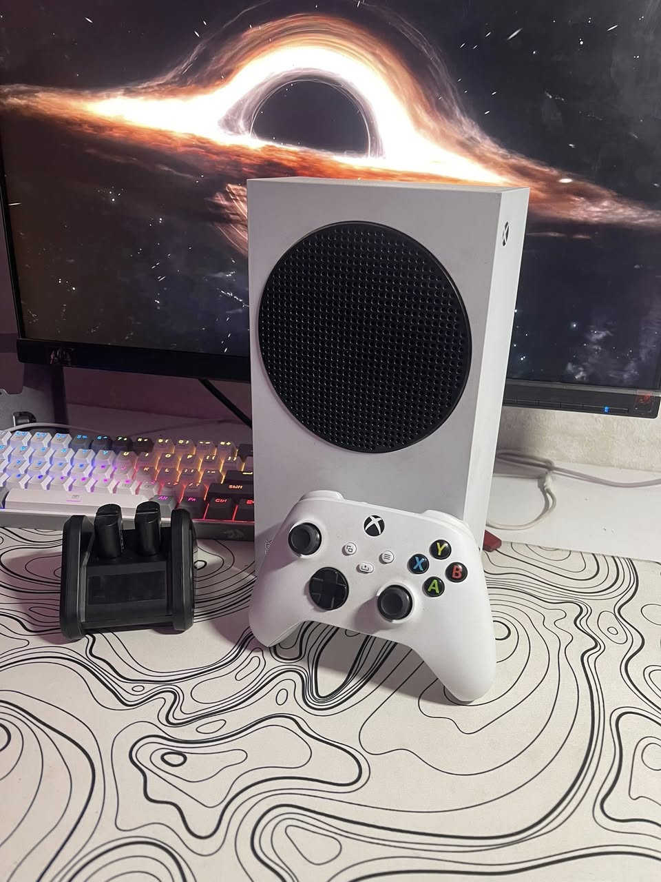 سلام عليكم
Xbox series S

ذاكرة 512

الجهاز جديد لك مستخدم شهر تقريبا

ما داخل اي صيانة

وية الجهاز شاحنة بطاريات

و بطاريات 2 

ال HDMI مالتة ما مفتوح

من الستيكر مال شركة

السعر 375 و بي مجال للطيبين

توصيل ما عدي

مكاني بغداد الغزالية

للاستفسار  ***********
