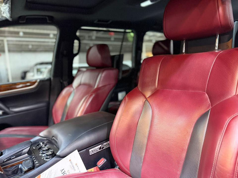 السلام عليكم لكزز للبيع موديل 19 سوبر سبورت داخل قرميدي احمر فول للأخير كفاله عامة ماشيه 57 عنواني بغداد الاتصال *********** بيها كتاب تظليل باقيله 6 اشهر
