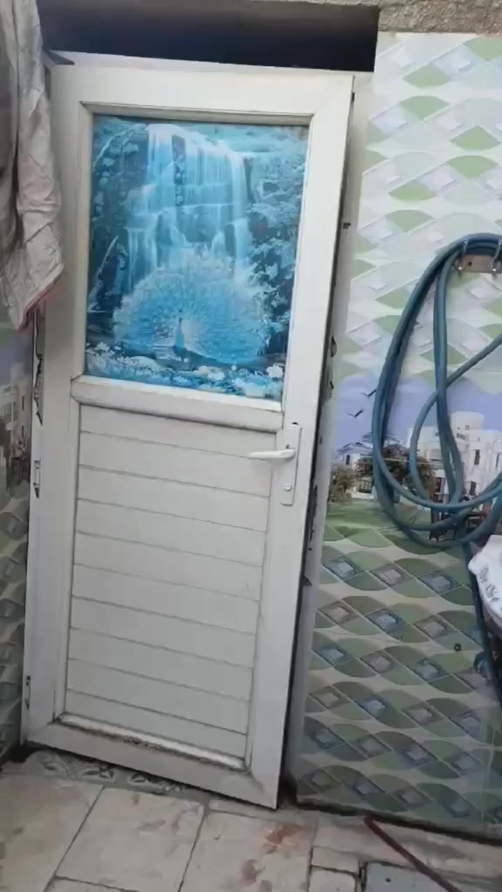 السلام عليكم دار للبيع المساحه 80 متر يحتوي على ٣غرف وwc3 وهول وحولي بناء جديد قاطين كلة سيراميك ماعدة الغرف الفوك العنوان الدولعي قرب جامع الأمام علي (ع) الفرع المقابل متوسطة الأمام علي للاستفسار الاتصال على الرقم ***********
