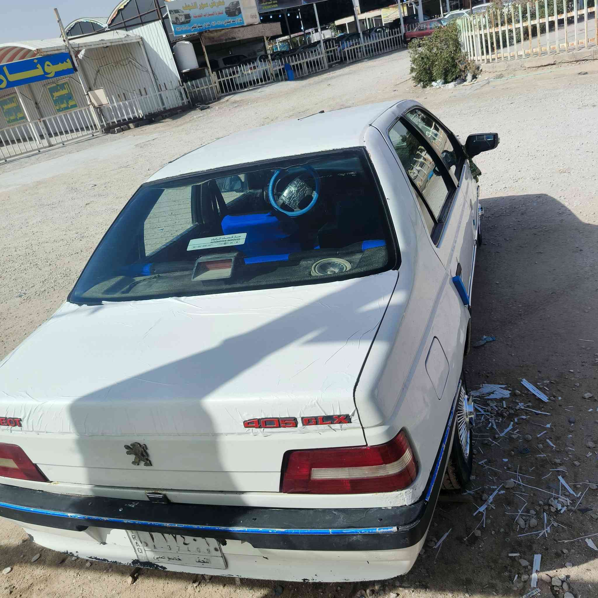 السلام عليكم بيجو 405 موديل 10
السياره حلوه مكين او كير خير من الله الحدادي جديده 
تايرات جدد سياره جاهزه 
السعر 35مجال بسيط حك الجيه 
اتصال او واتساب ***********
