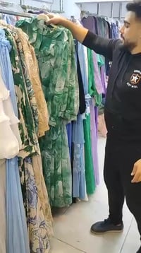 شحنة فساتين • فساتين عيد • ٢٠٠ قطعة