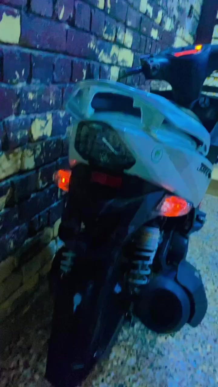 يا الله سلام عليكم دراجة جيتي ار مكفولة  مكاني مدينت صدر 
السعر 900بيها مجال ***********
