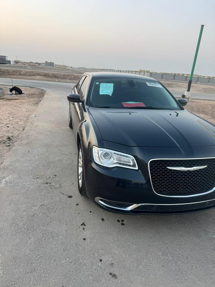 ﷽
اوباما موديل 2017 لمتدد 300
دخــول جديد كتاب ضـباط مرقم بغداد 
الحادث بارد جاملغ اماميه فقط 
بدون فتح بدون تبديل بدون ايرباك 
وصور الحادث داخل المنشور 
ماشي 105 ميل 
السياره جديده وجاهزه 
مكان السياره بصرة
السعر 225 وبيه مجال بسيط 
للأستفسار اكثر الأتصال على ***********
