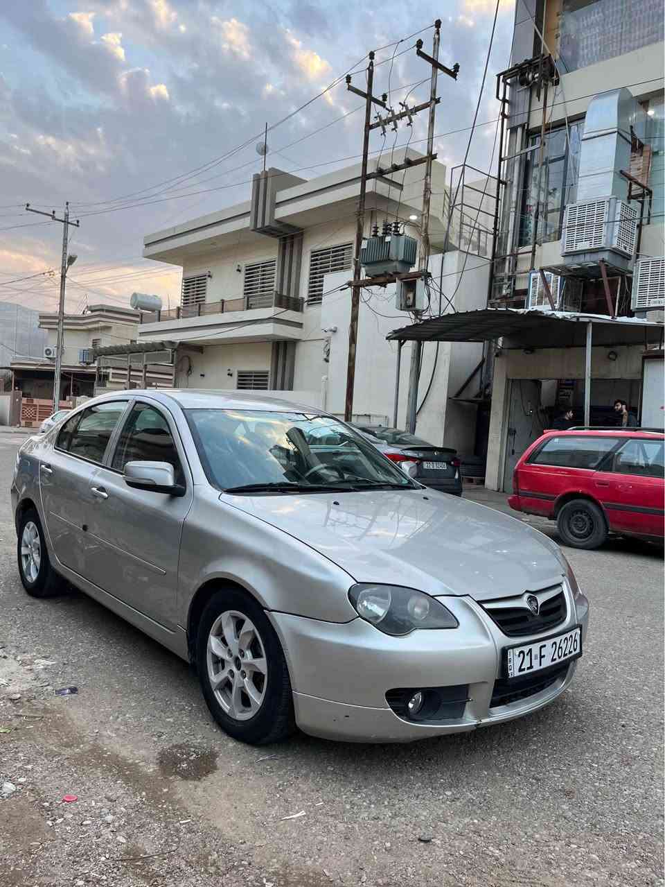 بروتون 2016 فقط للبيع سنويه باسمي سنويه لحد 2029 رقم سليمانيه و ويا كوبون بانزين و بيها 1 قطعه صبغ بدون دواخل وبيها بارد سعره 75 و بيها مجال سياره نظيفه مال بيت شراي خابر *********** كركوك, العراق
