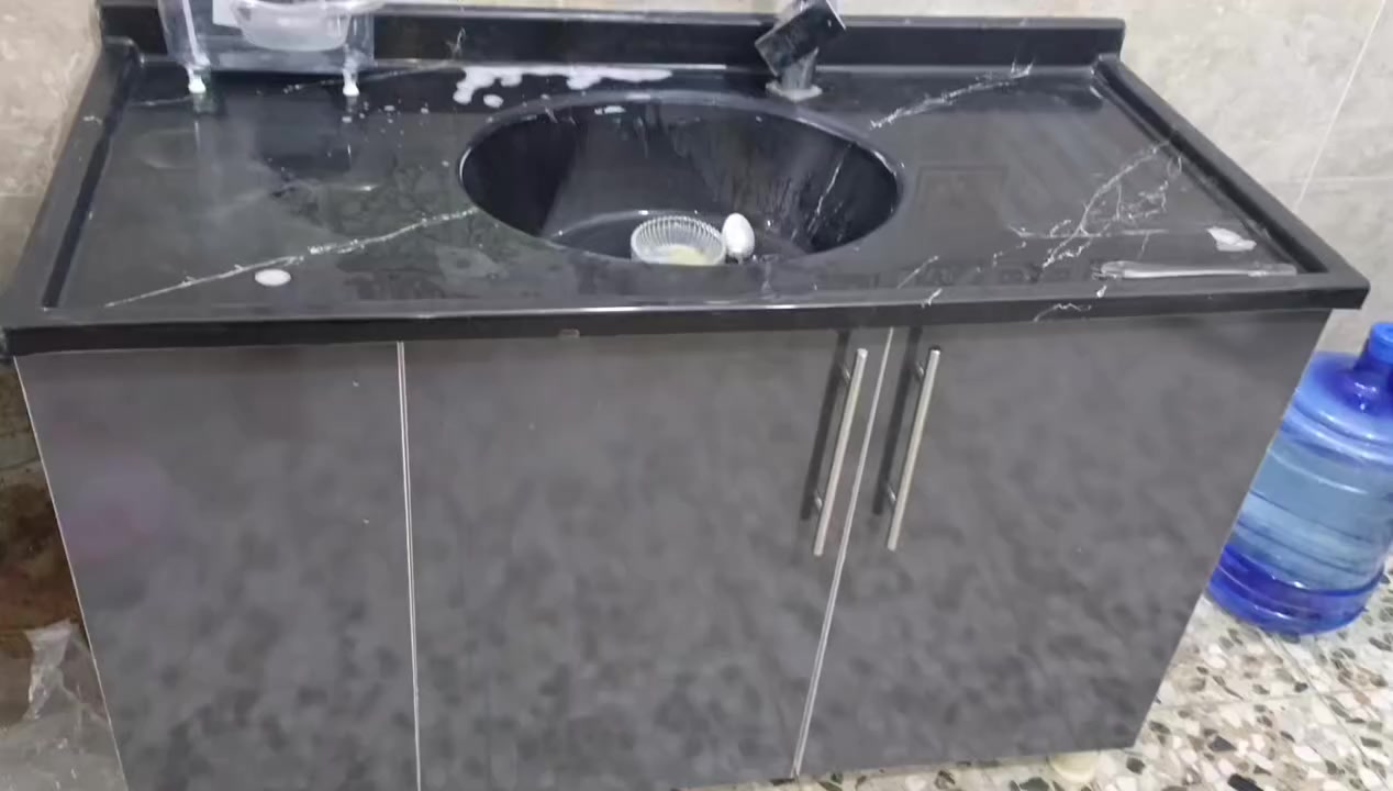 بيع كاونتر مستعمل جديد والله متر ونص والسنك متر 20 
السعر 200 ألف 
المكان الدوره حي دجله


**إذا كنت صاحب هذا الإعلان وتريد حذفه لأي سبب، رجاءا أرسل رسالة إلى الدعم الفني**