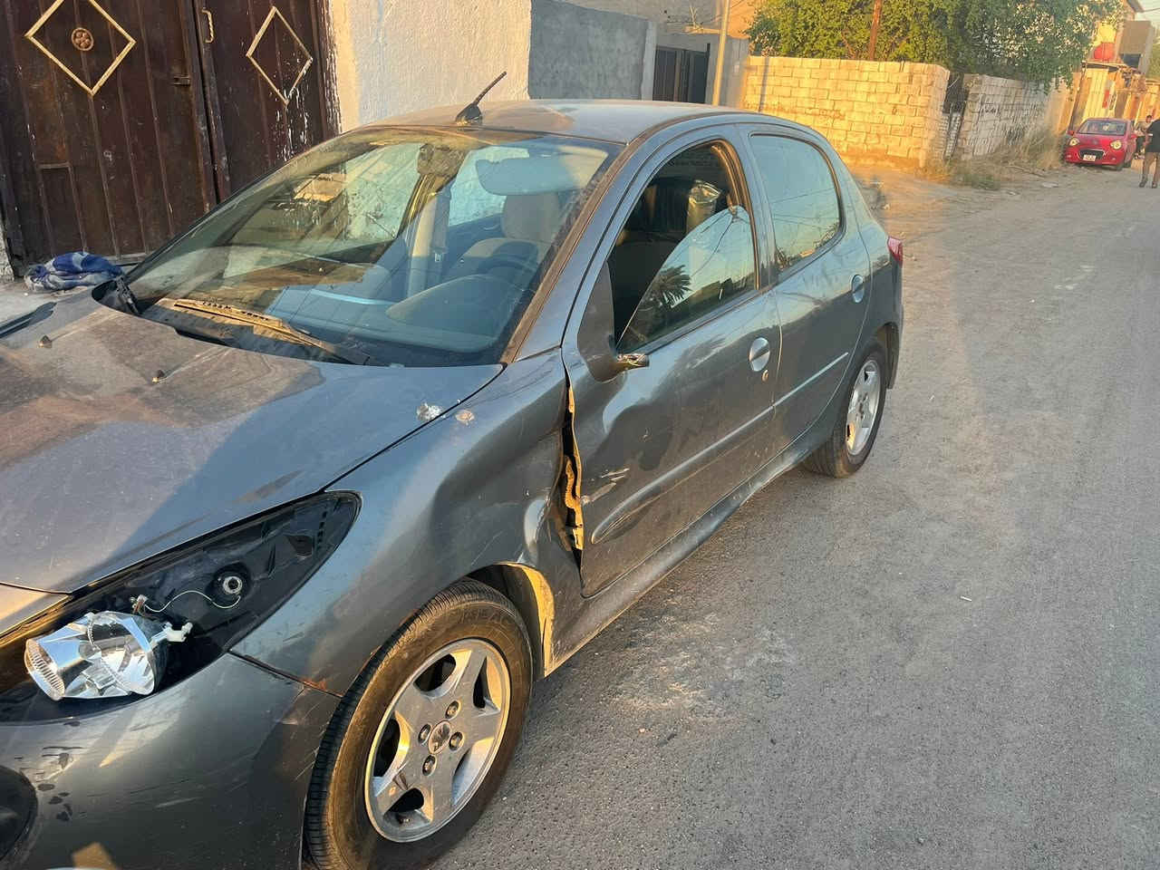 السلام عليكم بيجو 207 موديل 18 السيارة ماشية 117 بيها بارد قديم وبيها حادث صار يجفيكم الشر جاملغ وبداية الباب يرجعن ع بارد . السيارة تخم تاير جديد باتري جديد مكينة كير تبريد ، رقم انكليزي وهزه جديدة عليها غرامة ٤٠٠ ينزل من سعرها ، السعر 55 ابيع ع حادثها مكانها بغداد
***********
