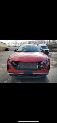 توسان ٢٠٢٣ • ٤١ ألف ميل • فتحة وبصمة