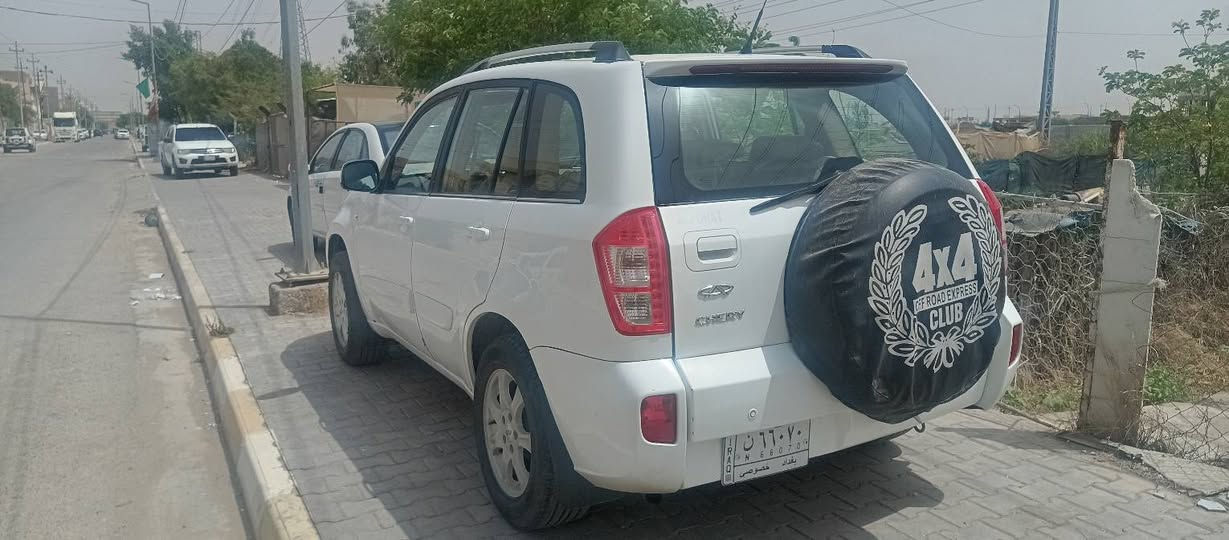 السلام عليكم
تيكو ٢٠١٥

 رقم بغداد مشروع وطني 

سنوية للـ ٢٨

بأسمي مكفولة كير محرك ماشية ١١١ الف 

عدا بارد بالجنطة مثل ما موضح بالصورة 

السعر ٧٠ ورقة وبيها مجال بسيط 

الاتصال على ***********

***********

مكانها واسط النعمانية
