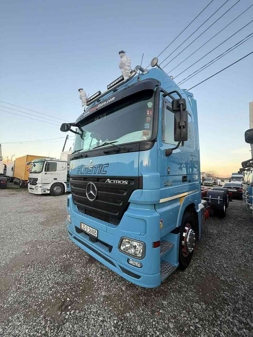 ماشاءلله 
أكتروزميگاسبيس
موديل٢٠٠٧
حجم ٢٥٤٦بيلاد
٨نمره كلاج
فول مواصفات
حاسه كاميره ثلاجه
مكان سليمانيه معرض عوزيري
***********📞
