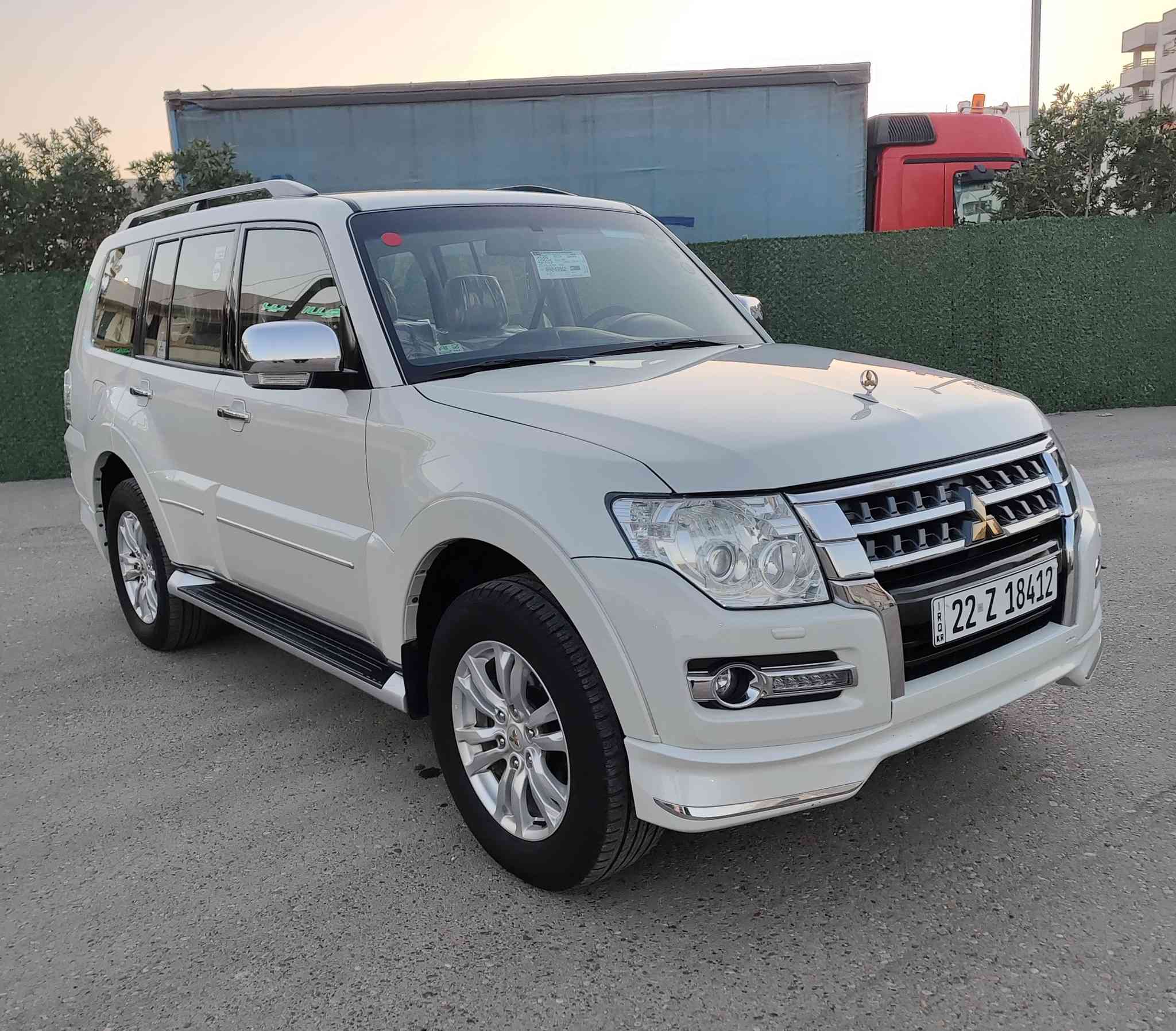 السلام عليكم باجيرو 2020 حبتور راس الارنب العلامه الذهبية رقم اربيل سنويه بأسمي هزه وفحص2026 يعني تحويل مباشر بدون متاخذ السيارة ماشية 41 الف  وقابله للزياده على وضع الشركة السيارة مكفولة من كل شي رصعات شخوط حالوب فقط بيه بارد مقدار شبر بالجاملغ الامامي واضح بالصوره بدون فتح محرك 3800 تشغيل عن بعد رادار ترايش نيكل  الكشنات جلد وكهرباء الامامية تحكم ستيرن ثلاث جهات دفلوك دمام خلفي مري شفط 12 سماعه شاشه اصل زراك لايت لايت زنون ويل 18 وباقي المواصفات معروفه بالحبتور مكان السياره بغداد الاعظميه  للاستفسار
***********
