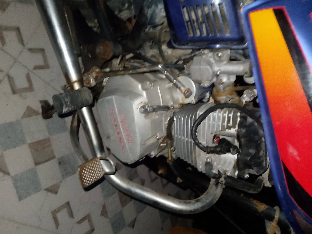 دراجه سيفان موديل ١٩ بدون اوراق مكينه خير من الله. مكاني بعقوبه تقاطع عبدالله بن علي  رقم ***********.غير متواجد عل فيس.  السعر ٢٢٥ وبيهه مجال
