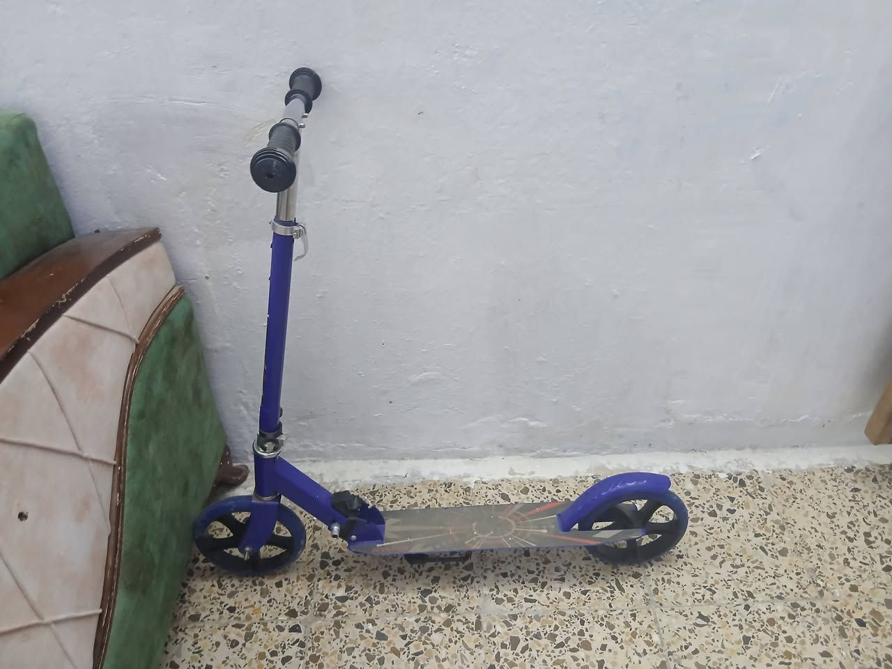 سكوتر للبيع سعر ٢٥ ضرر بسيط بي  مكان رحمانيه شعله


**إذا كنت صاحب هذا الإعلان وتريد حذفه لأي سبب، رجاءا أرسل رسالة إلى الدعم الفني**