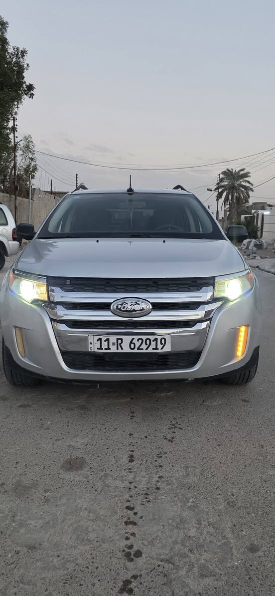 ***********
فورد ايدج مديل 2012وارد امريكي  حادث  باب السايق  بدوون دواخل 
بيه صبغ 5قطع فقط جماليه  مسجل سيدي  اواكس رام بلوتوث 
 حساسات خلفيه  حساسلت ويل 
تخم تاير نظيف  صدر خلفي امامي  نضيف 
تبريد قطعتين  ثلج
تحكم ستيرن جهتين كروز سرعه 
نظام ABS سياره  جاهزه او خير من الله 
رقم بغداد سعر 85
او بيه مجال مكاني بغداد مدينه الصدر 
رقم الهاتف ***********
