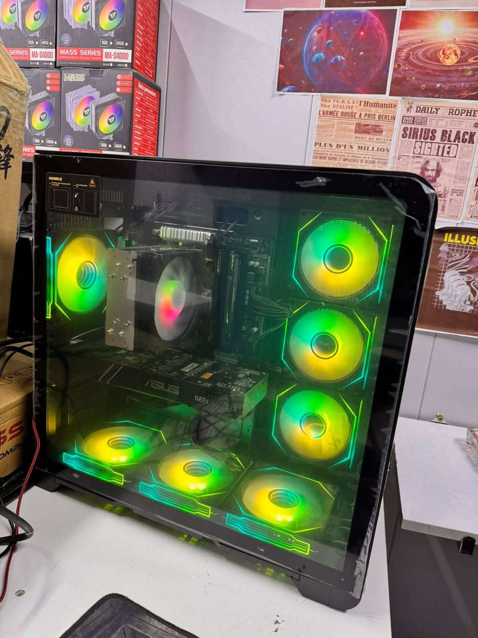 السلام عليكم 💙

توفرت 3 تجميعات ⚡️

تجميعة رقم 1 💚 :

I5 10400F
Rtx 3060 12GB Asus RGB
M.B : H410
Ram 16GB DDR4
SSD 512GB 
PSU 600W
Case Gamdais Arura + 4Fans RGB
شكل وجمالية واداء وكارت 12GB 
كل هذا السعر ب800 ألف 🌌

تجميعة رقم 2 💜 : 

CPU : R5 3600
6Cores / 12Thread
Cooler Mass 120ML RGB
RAM 16GB DDR4 3200MHZ
M.B B450 4-Slot WIFI 
GPU : GTX 1080 TI 11GB Asus
Storage : SSD 256GB + HDD 1TB
PSU 650W 80% Plus 
Case Black Mass +7Fans RGB
تجميعة كلش حلوة وكيس عملاق وتهويته ممتازة ورجب

السعر 760 ألف 🌌🚀💚

تجميعة رقم 3 ترتيبات حلوة ❤️‍🔥 : 

 CPU : I5 9400F
Cooler 90ML RGB
M.B : H310 Gigabyte 
GPU : RTX 2060 6GB 2Fans جديد
Storage : M.2 SSD 256
RAM 16GB DDR4 
PSU 500W Gamdias 
CASE Gamdias Arura + 4Fans RGB
كارت جديد تجميعة حلوة مرتبة

السعر 640 ألف فقط ⚡️🎉💙

مكاني موصل متوفر توصيل لجميع المحافظات ❤️

للتواصل : ***********
