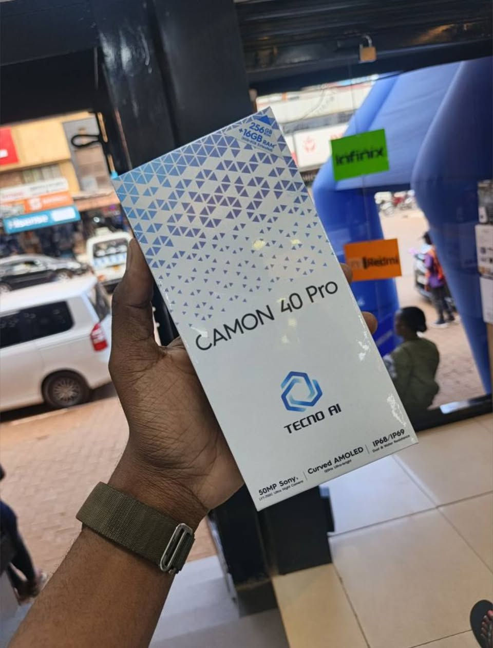 من رخصت الادمن  المحترم
📱 TECNO CAMON 40 PRO 5G
مو كل الأجهزة تعطيك شعور جهاز غالي… هذا واحد منهم ✨

✅ مستعمل نظافة 99%
💰 السعر: 250 ألف فقط مع كامل الملحقات

• شاشة AMOLED 144Hz

• معالج Dimensity 8200 🚀
• رام 12GB + ذاكرة 256GB

• كامرة 50MP + سيلفي 50MP 📸
صور واضحة وفيديو مرتب للسوشل ميديا والتصوير اليومي.

• بطارية 5200mAh 🔋
تكمل وياك براحة مع شحن سريع 45W.

• سماعات ستيريو 🎧
• بصمة سريعة NFC + IR
• مقاوم للماء والغبار IP69 💧
• أندرويد 15 وتحديثات لسنوات

الجهاز مرتب من كل النواحي وسعره قوي جدًا مقابل المواصفات 🔥

📍العنوان: ديالى - بعقوبة
📞 *********** واتساب
