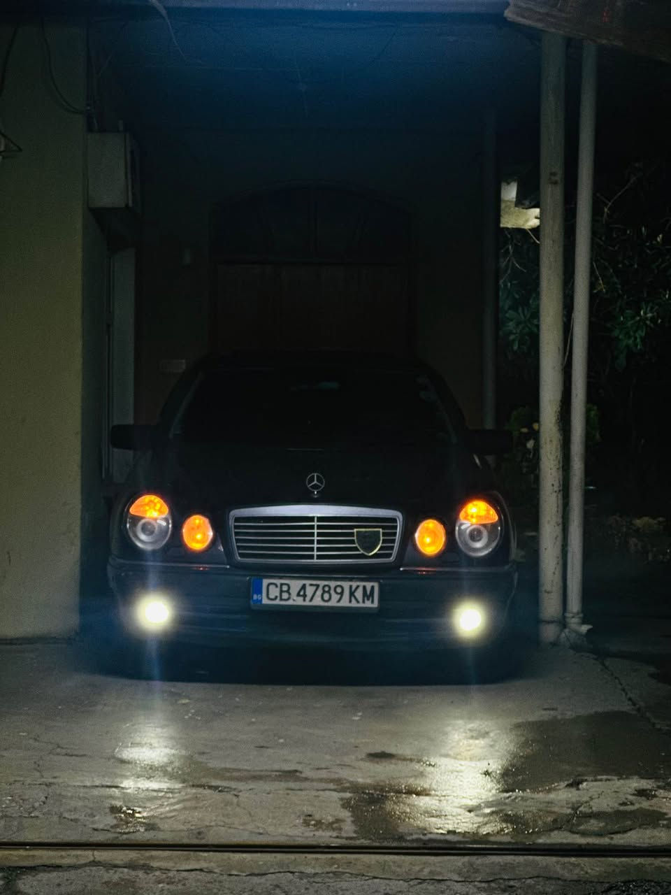 ماسلیس بێنز  1998 AMG E320
گێڕوو مەکینە بە شەرت ،سەیارەکە فوولە سلایت گوشین هیتەر ،گوشین خەزن ، تەبرید بە شەرت ،چوار تاییە ویل تازە بەستراییە ، هەموو شتێکی بە شەرت 
دەعامی لۆ دەعامی ،،سبوخ عام نیە بەس بە عام ئەفرۆشم بەبێ دەعم و لێدران بە شەرتی موسو بڕاوە 
مەنەفێست بە شەرتی مرور ئەسڵی 
نرخ ـ٧٠وەرەقە معامەلەشی تێداییە *********** شقلاوة, أربيل
