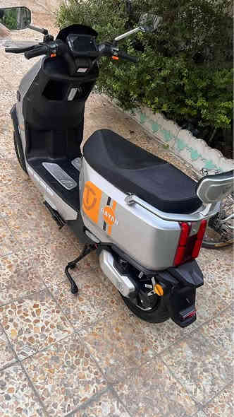 سلام عليكم 
دراجه ريان وحش الكون جديده كلش
ماشيه٢٩٤ كيلو 
مكان الدراجة بغداد الشعب شارع الصحه 
السعر مليون وبيها مجال
*********** بغداد
