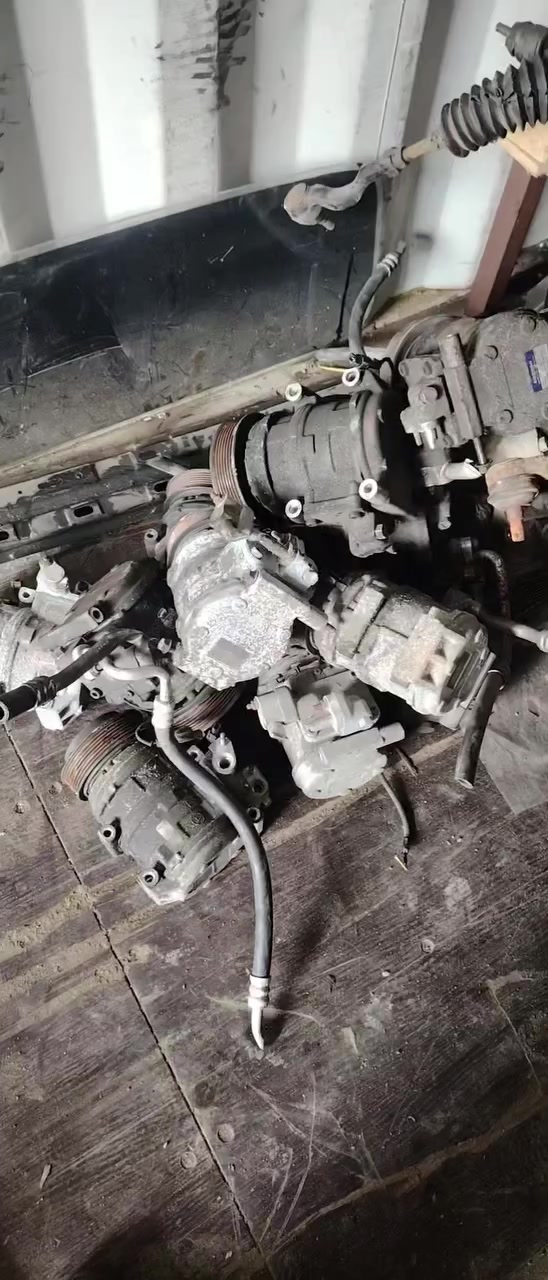 كبريسر تبريد سورنتو 2007
بيع جمله عنوان بابل شوملي ***********
***********
