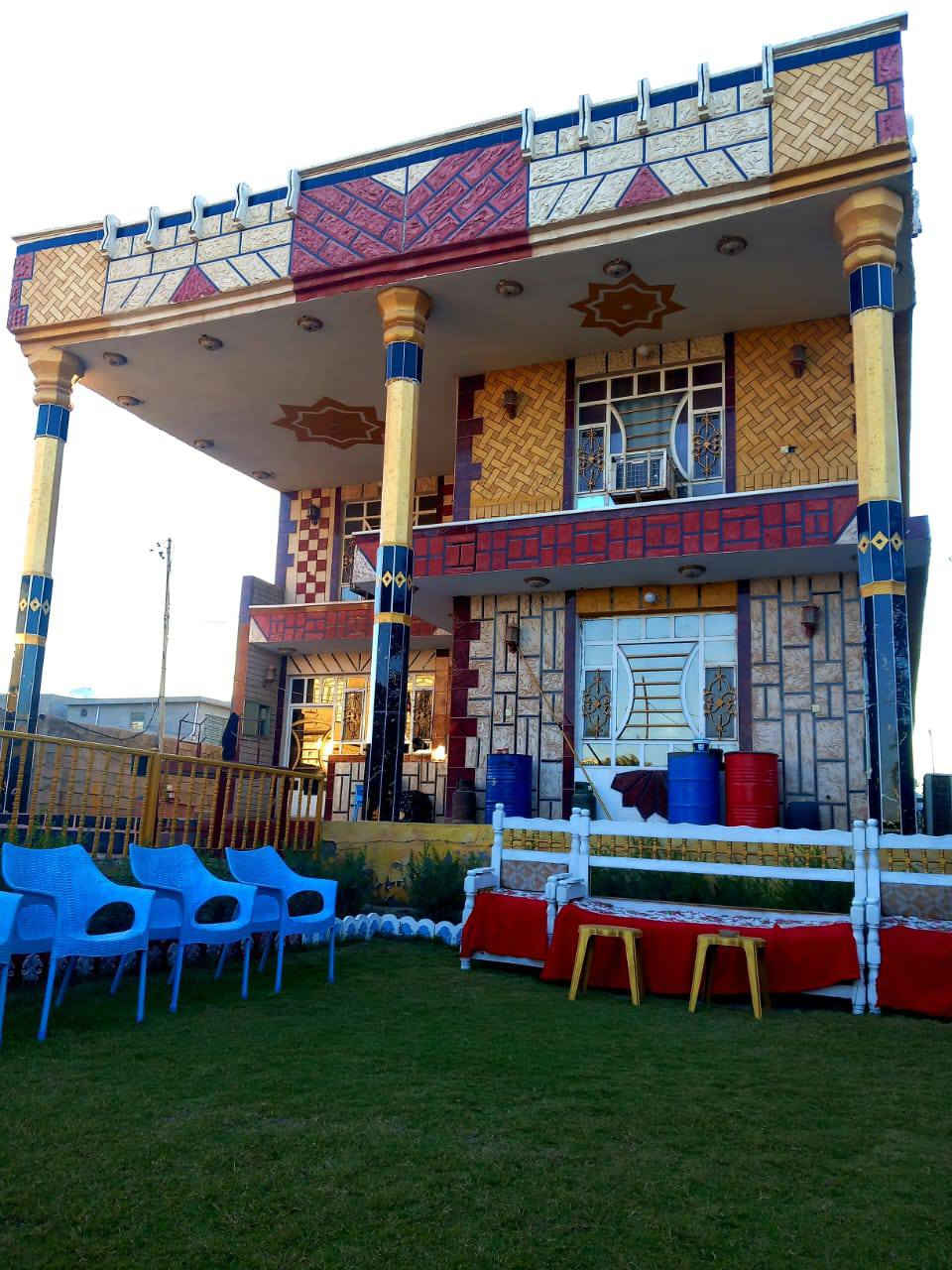 نصف دونم سند، 25 تحويل مباشر مع صاحب الدار في منطقة الراشديه قرب البحيره يحتوي على 6 غرف نوم 4 في الطابق الاول 2 في الطابق الارضي مع استقبال 8×5وحولي 8×5 ومطبخ 5×5 وخدمات في الطابقين وخدمات خارجيه  وحديقه  500 متر 

للأتصال على هذا الرقم  ***********
