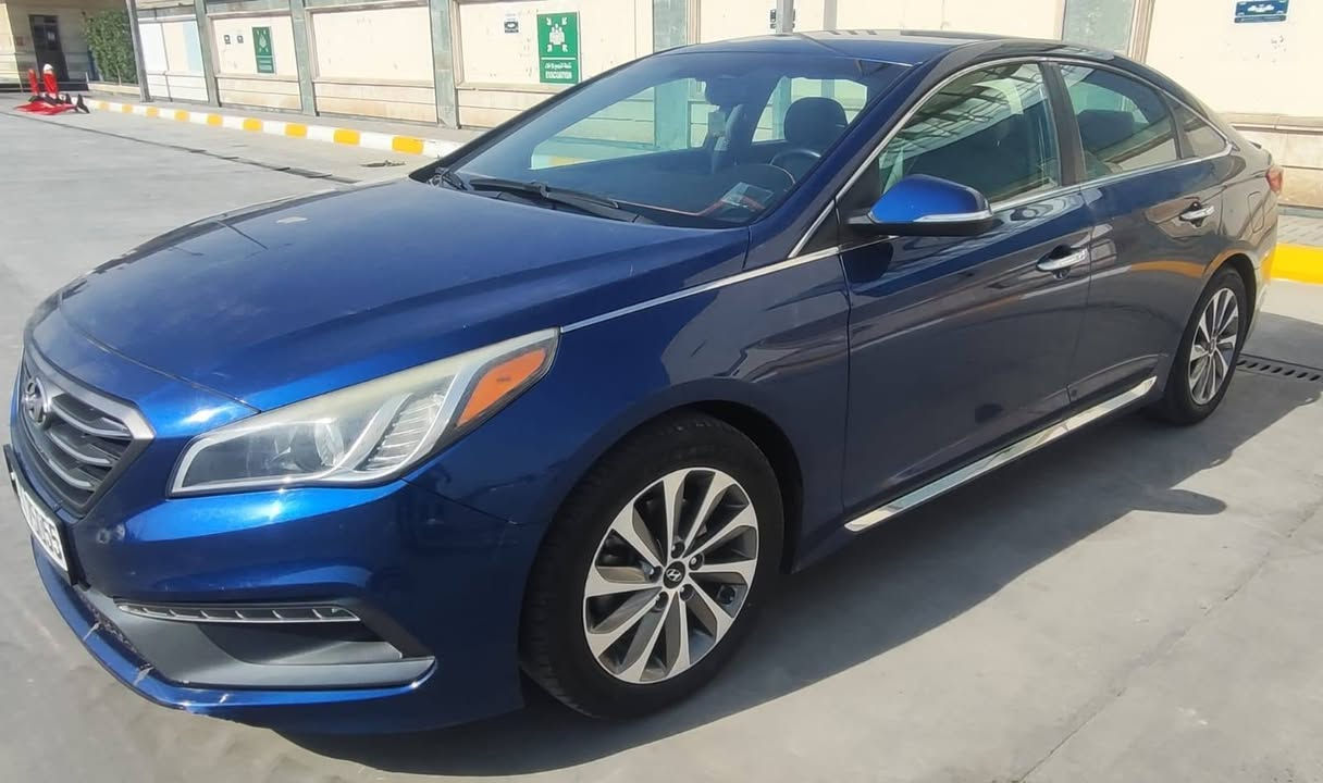 سوناتا ٢٠١٦ سبورت 
ضربة جاملغ خلفي 
مكينة كير مكفول 
بصمة تشغيل بصمة ابواب 
تبريد قطعتين 
شاشة كبير 
عداد ٩١ الف ميل

بغداد الاعظمية ***********
