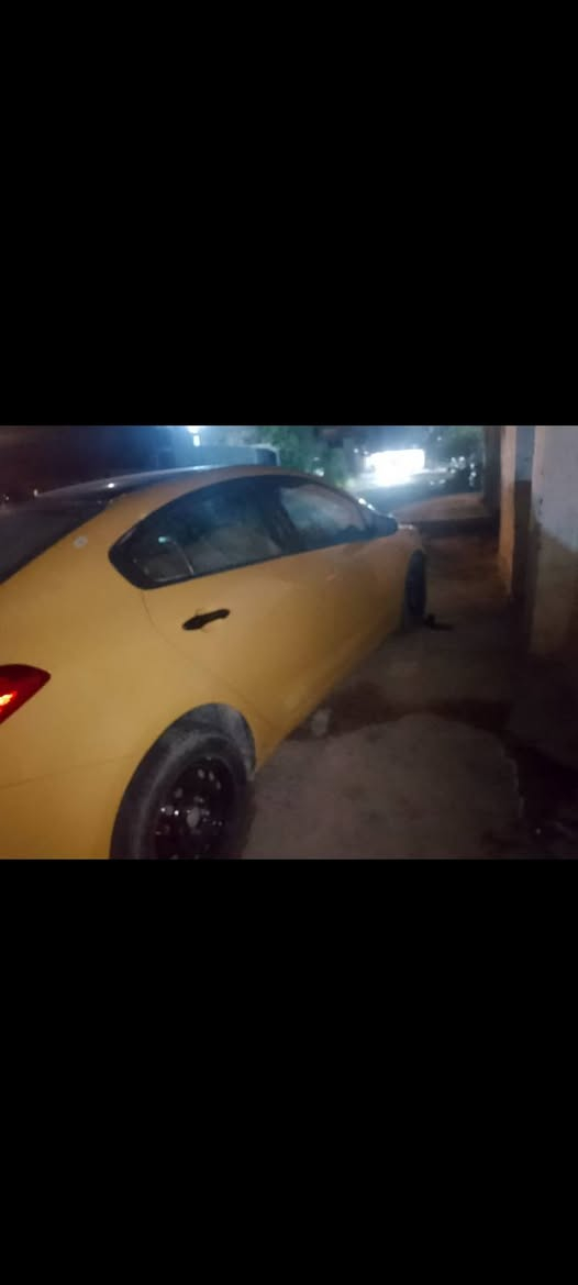 ٧٨ ومجالها كلش قليييل
فورتي ١٦ قطعتين بالعراق البابين صف الصدر  داخله كلين كير محرك تبريد كفاله محتاجلها صدر الموقع بغداد والسيارة باسمنا 
***********
